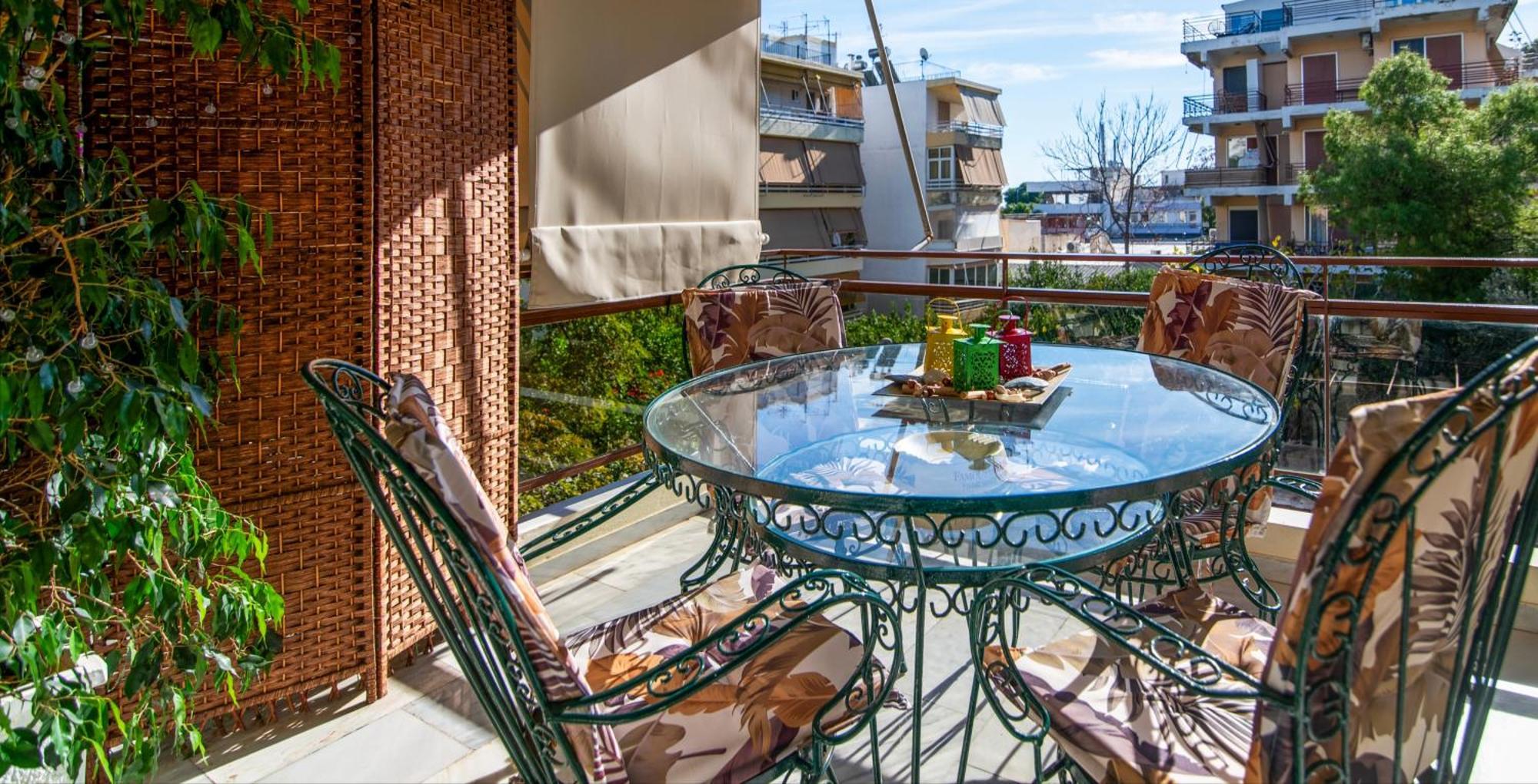 Michael'S Seaside Homely Apartment In Varkiza ภายนอก รูปภาพ